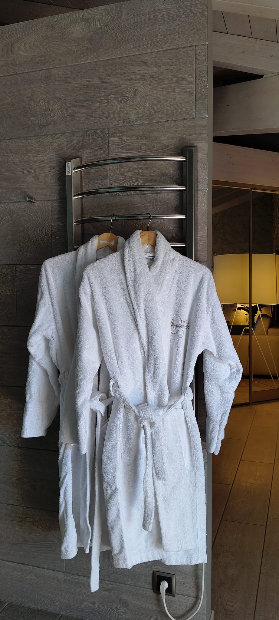 whatsapp-image-2025-08-30-at-162427